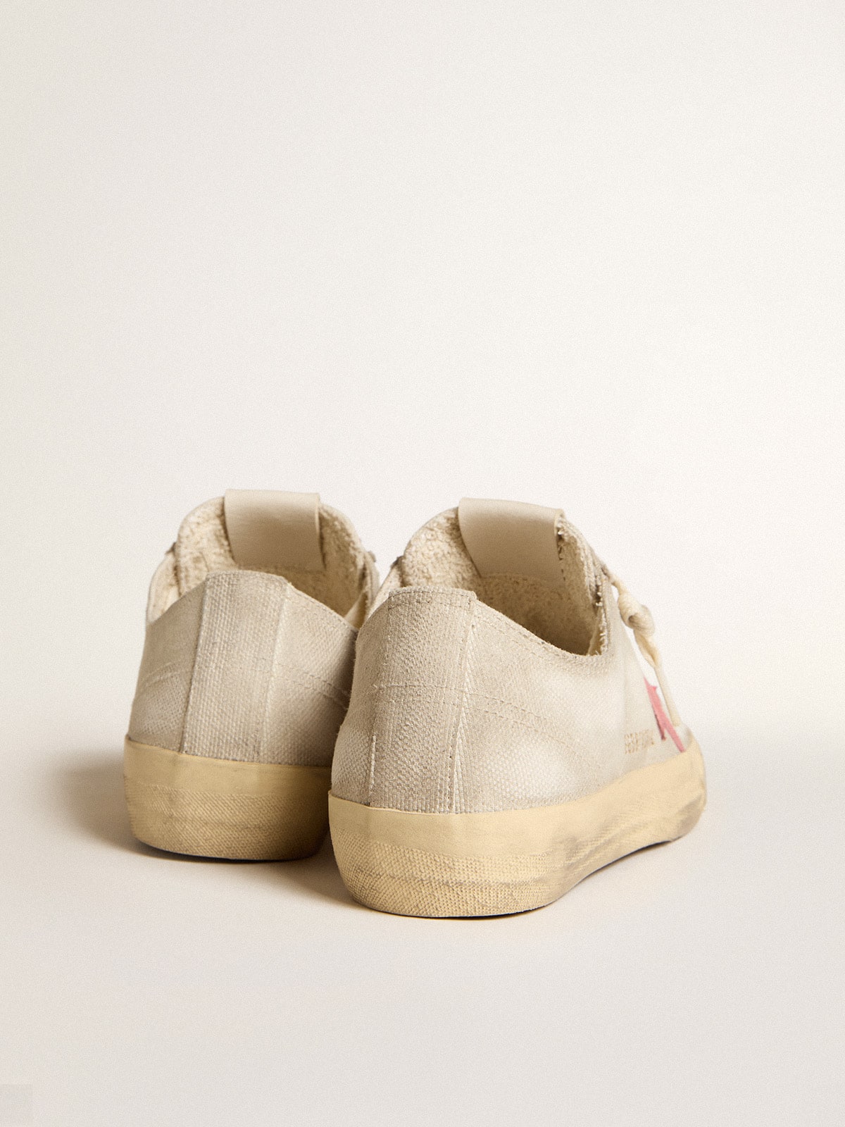 Women's V-Star in light gray canvas with a red leather star | Golden Goose