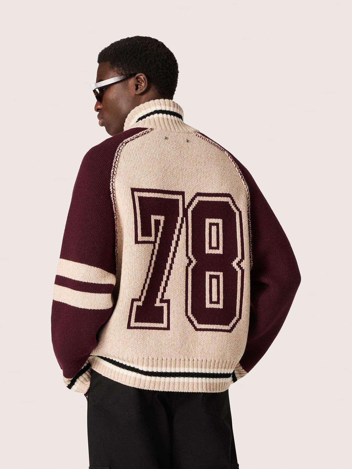 Unisex bomber jacket in white and burgundy jacquard knit | Golden Goose
