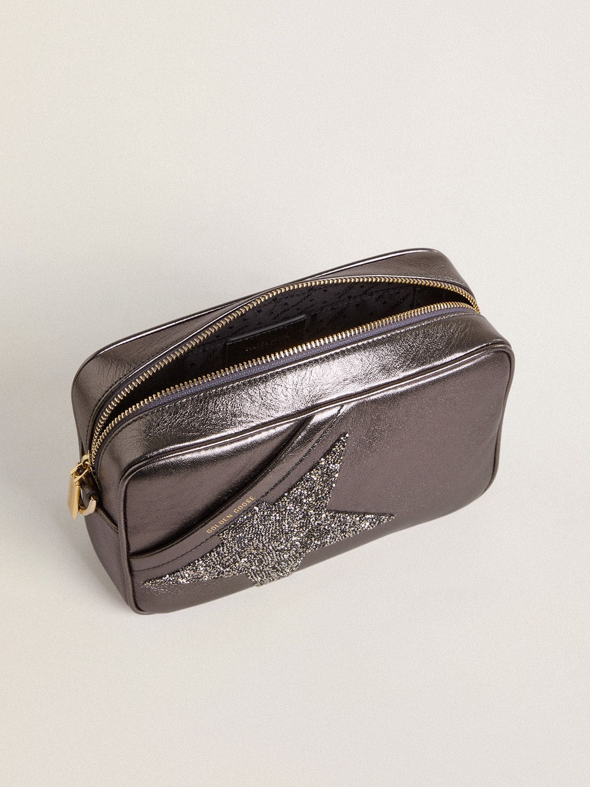 Star Bag in gray metallic leather with Swarovski crystal star | Golden Goose
