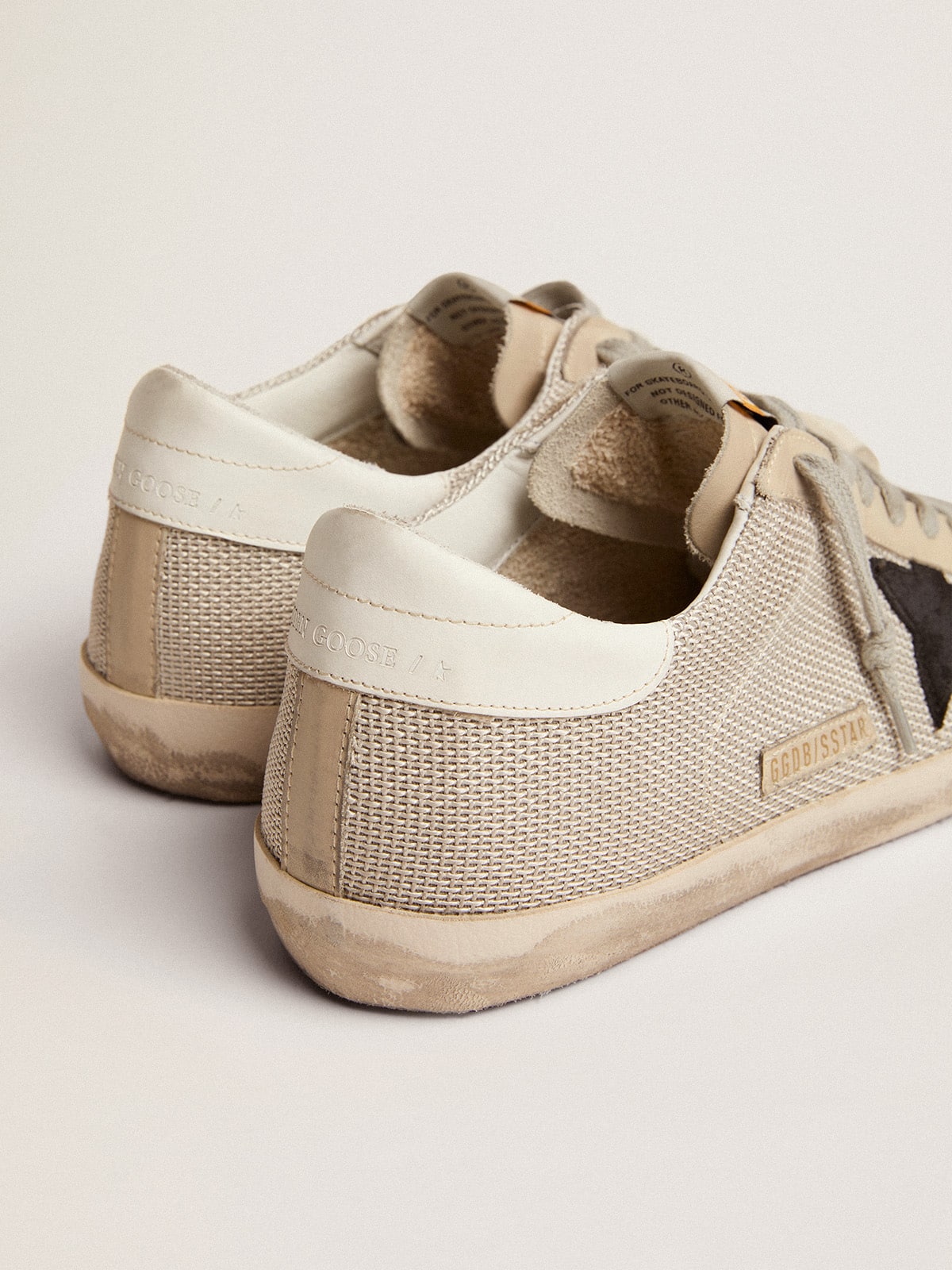 Men's Super-Star in leather with black star | Golden Goose