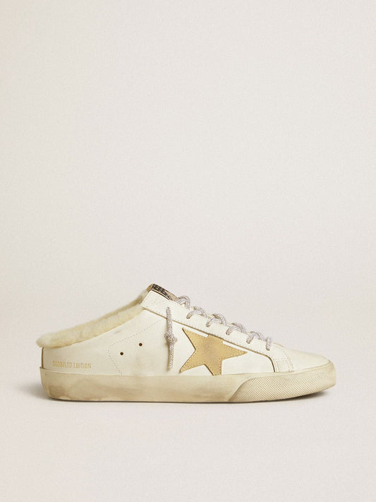 Women’s Super-Star Sabots with gold suede star and shearling lining | Golden Goose