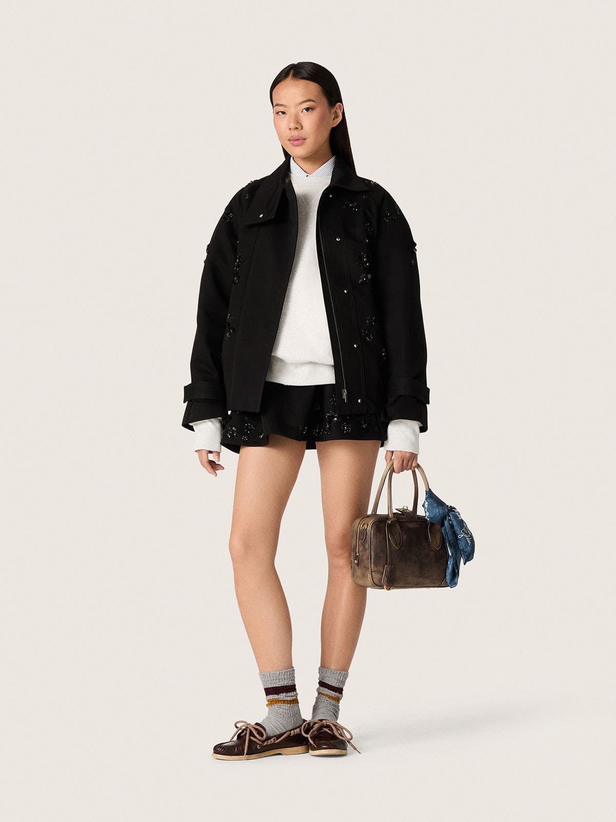 Star unisex sweatshirt in gray cotton with embroidery and crystals | Golden Goose