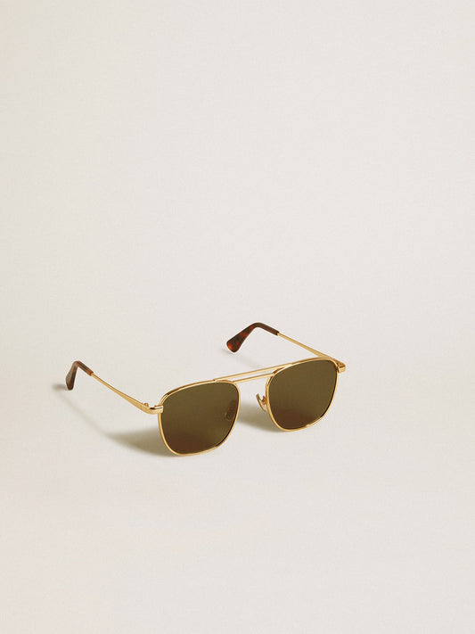 Aviator style sunglasses with gold frame and green lenses | Golden Goose