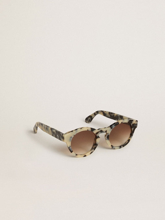 Cameron-style sunglasses with a tortoiseshell pattern | Golden Goose