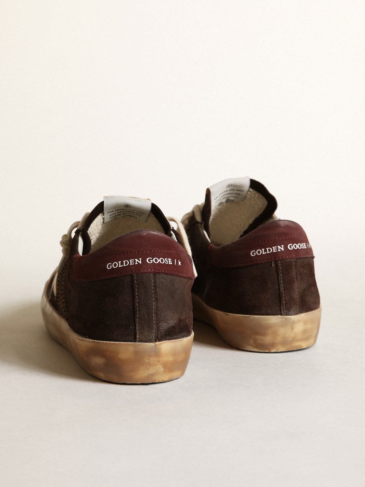 Men's Super-Star Penstar in brown suede with a platinum star | Golden Goose