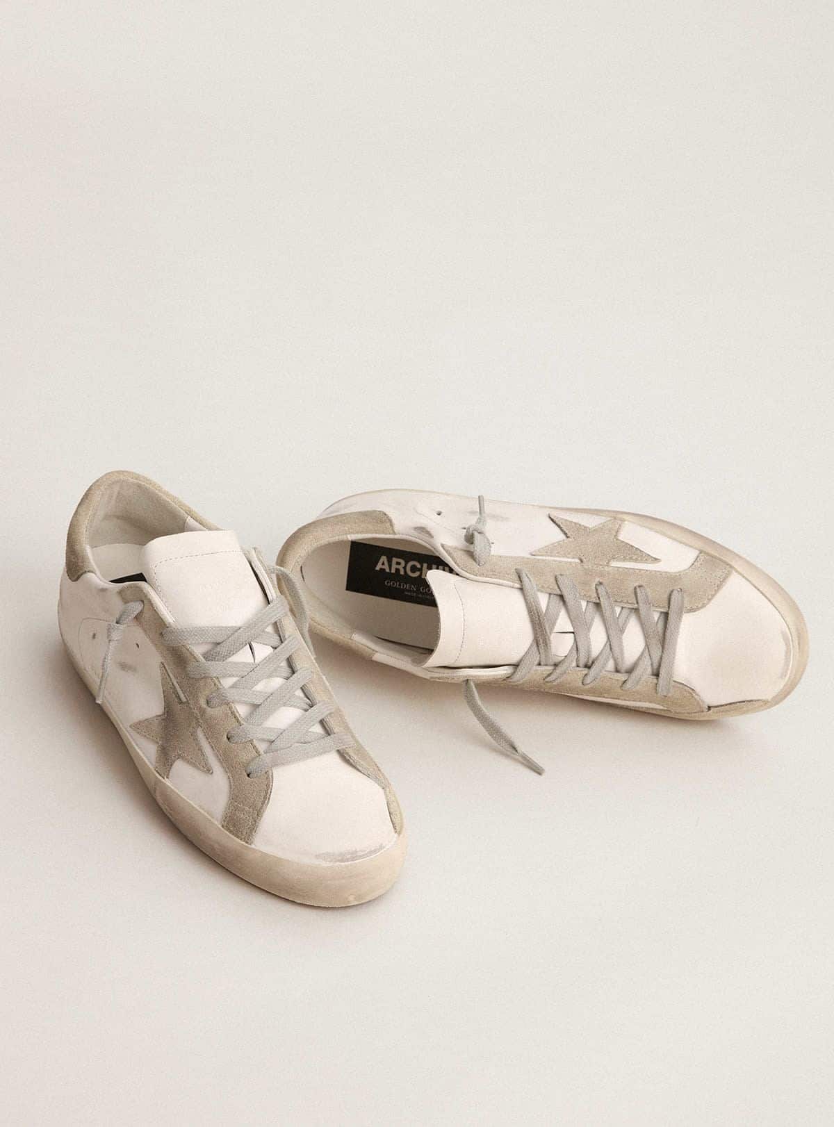 Men’s Super-Star with gray suede star and heel tab | Golden Goose