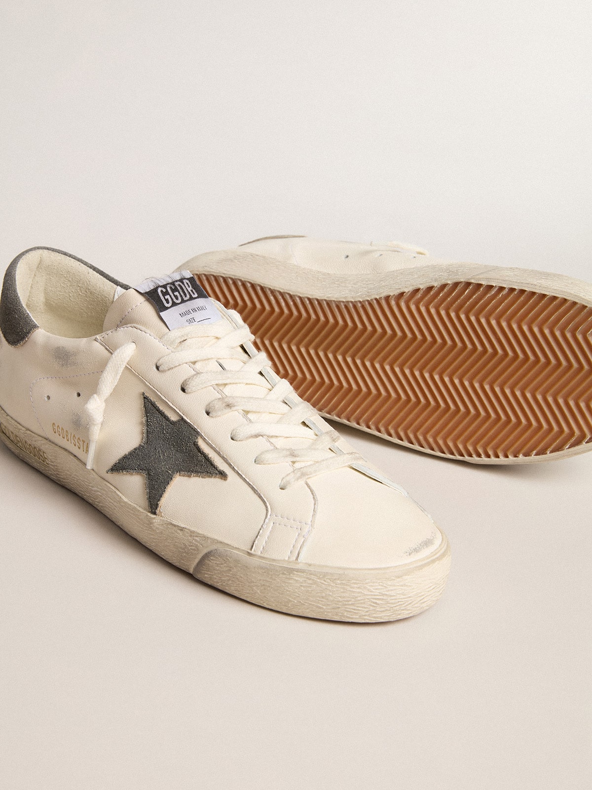 Super-Star in nappa with gray suede star and heel tab | Golden Goose