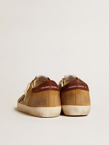 Men’s Super-Star in beige and caramel suede with black crackle leather star | Golden Goose