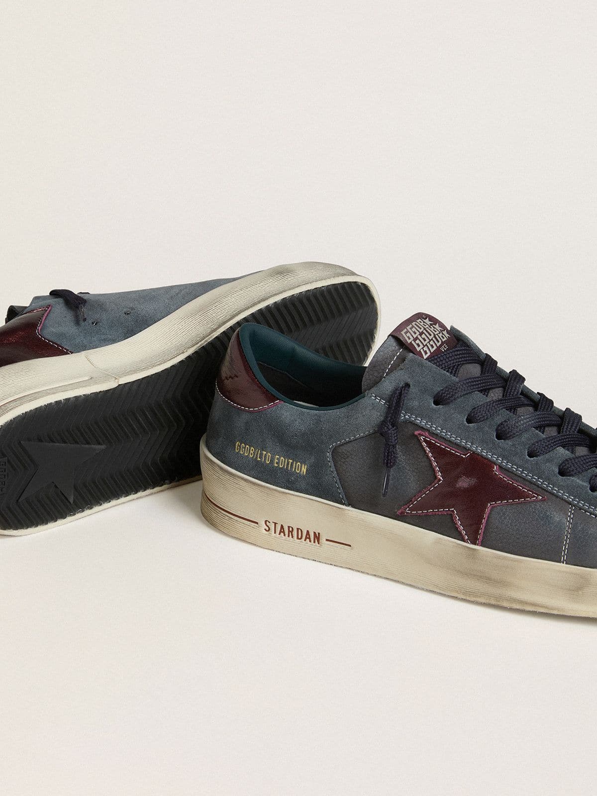 Men's Stardan LTD in anthracite nubuck and blue suede with metallic leather star | Golden Goose