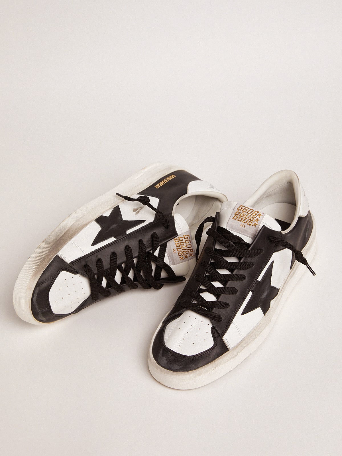 Men's Stardan in white and black leather | Golden Goose