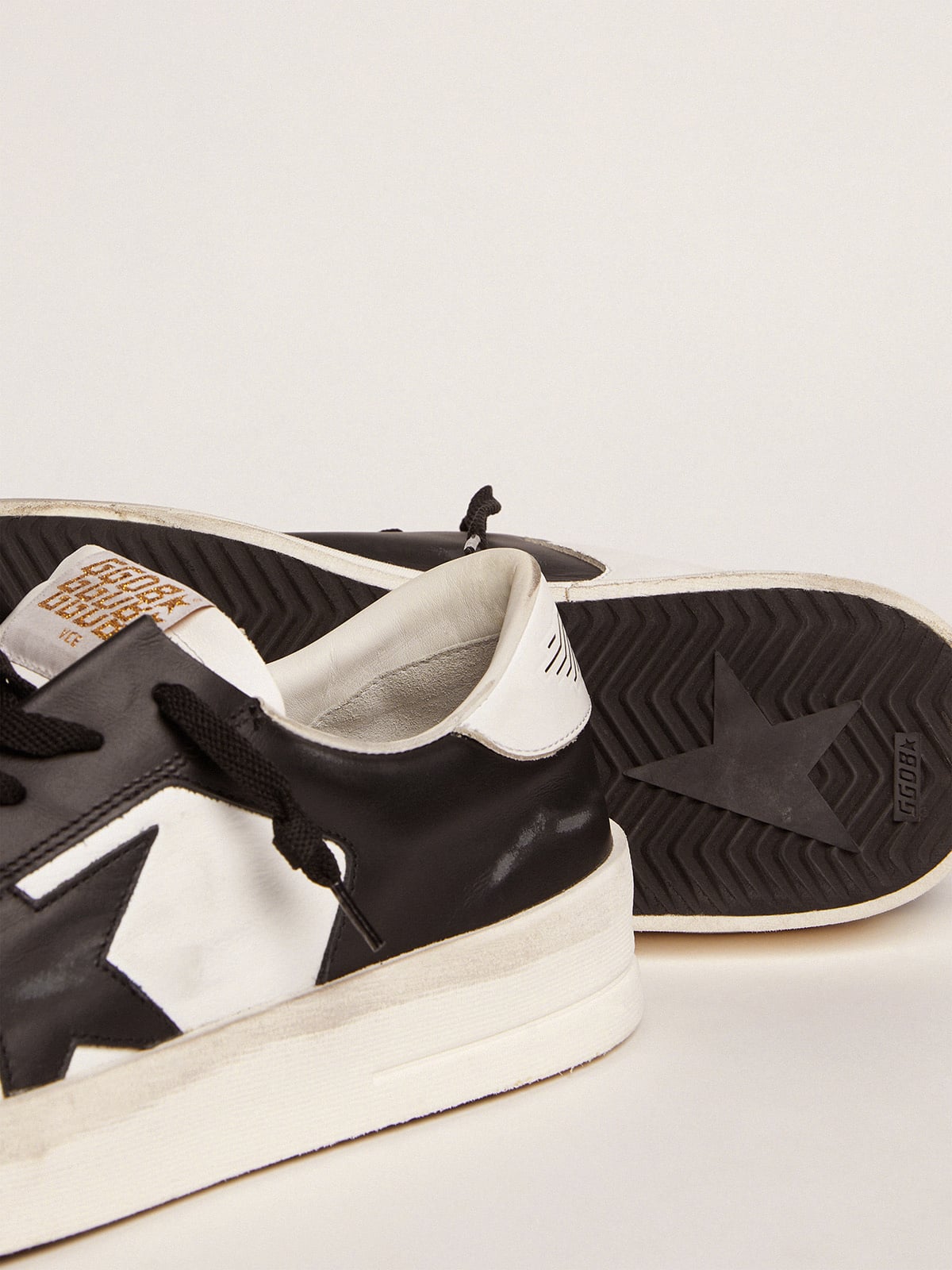 Men's Stardan in white and black leather | Golden Goose