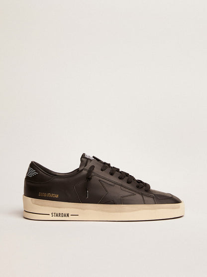 Men's Stardan in total black leather | Golden Goose