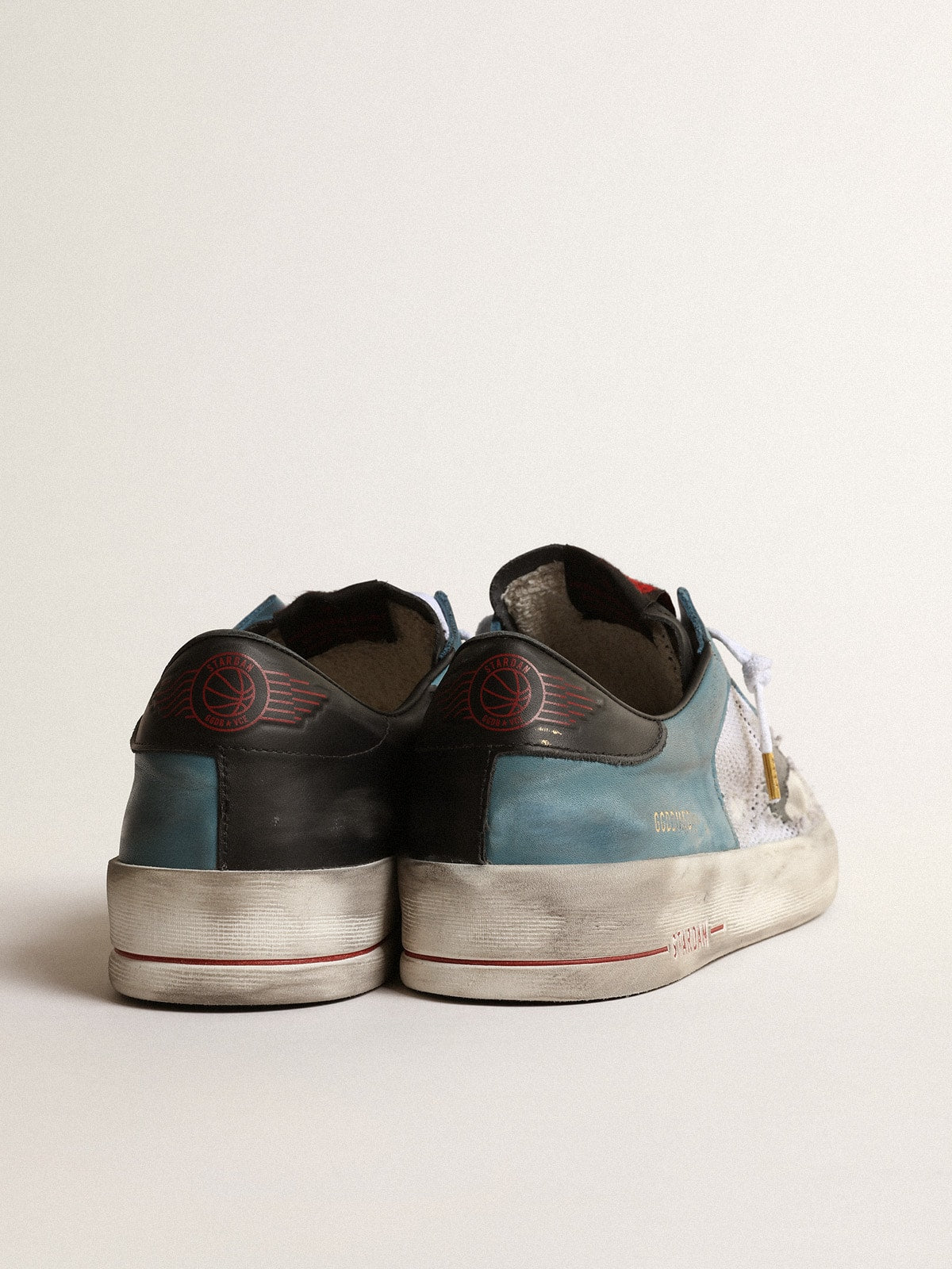 Men's Stardan in distressed mesh and petrol-colored upper | Golden Goose