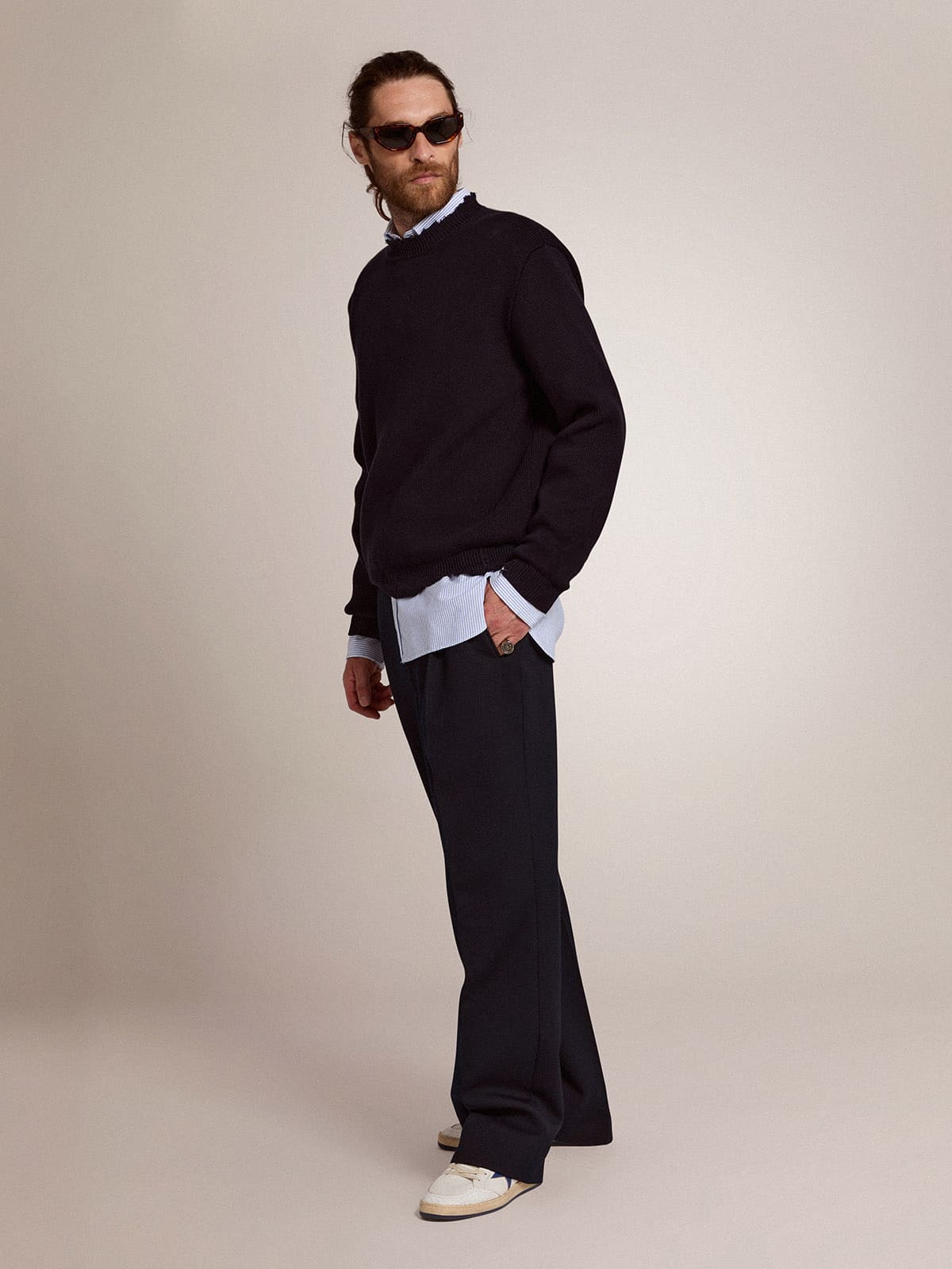 Men’s round-neck sweater in dark blue cotton | Golden Goose