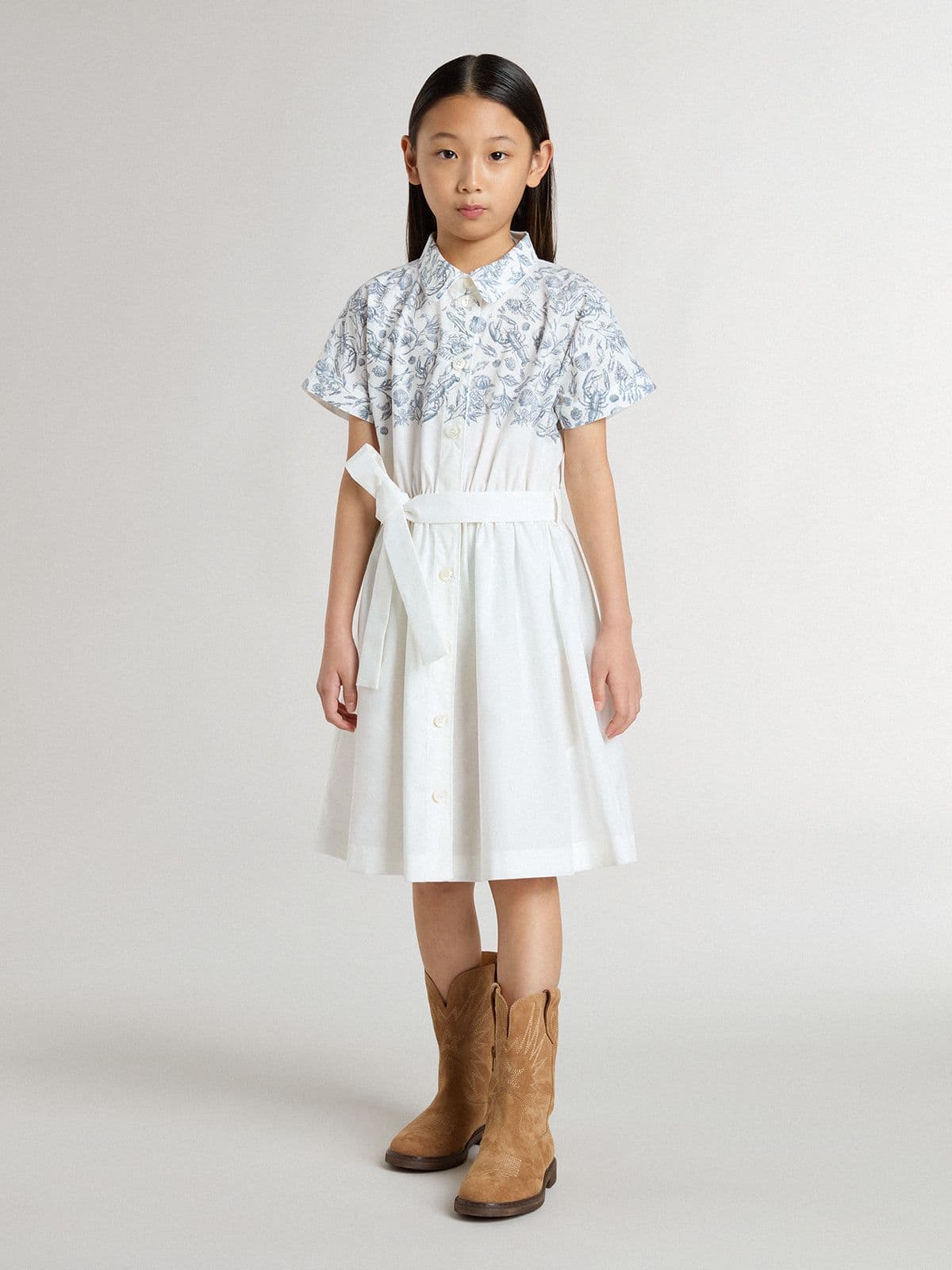Girls’ shirt dress in white cotton canvas with a blue nautical print and white piping | Golden Goose