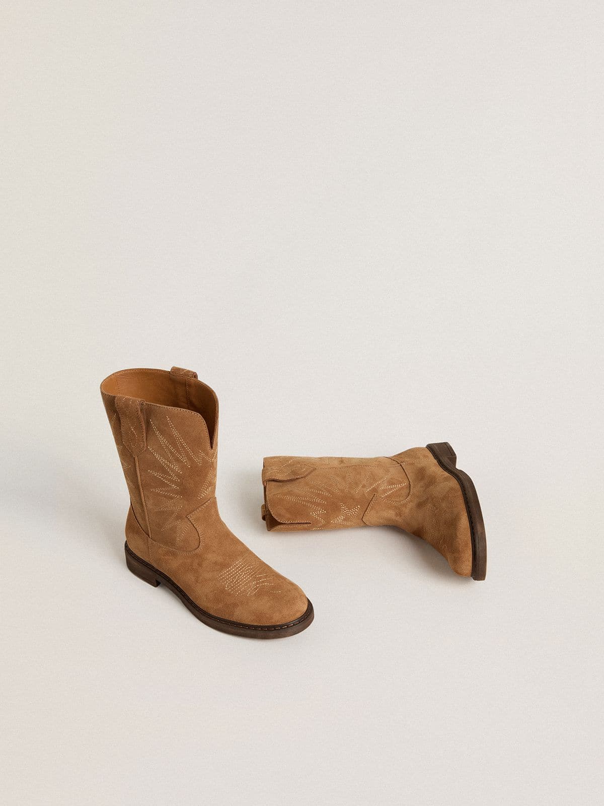 Wish Teen boots in camel suede with star embroidery | Golden Goose