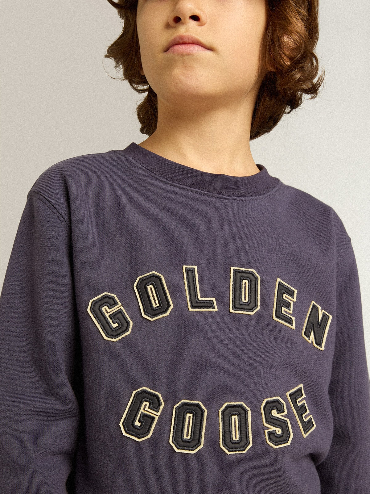 Blue-violet sweatshirt with Golden Goose lettering on the front | Golden Goose